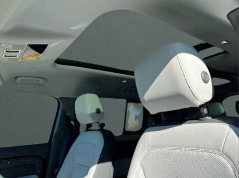 2026 Land Rover Defender 130 P300 S