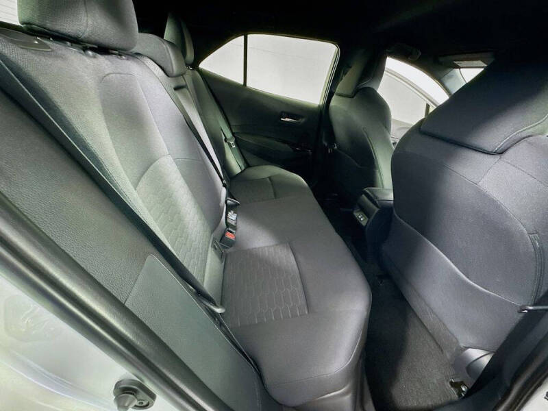 2025 Toyota Corolla Hatchback SE