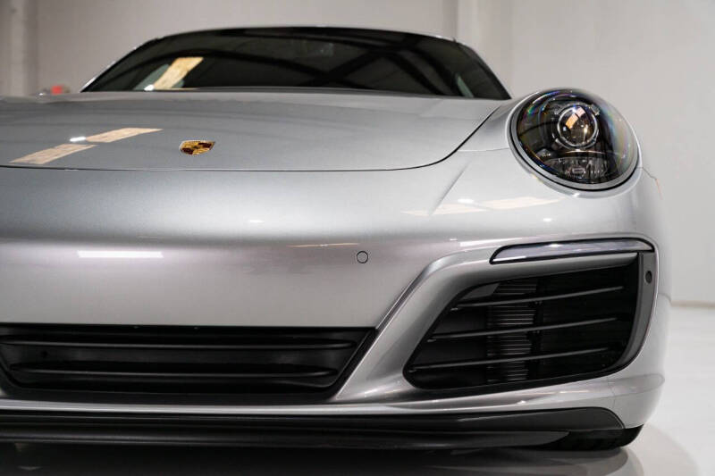 2019 Porsche 911 Carrera S