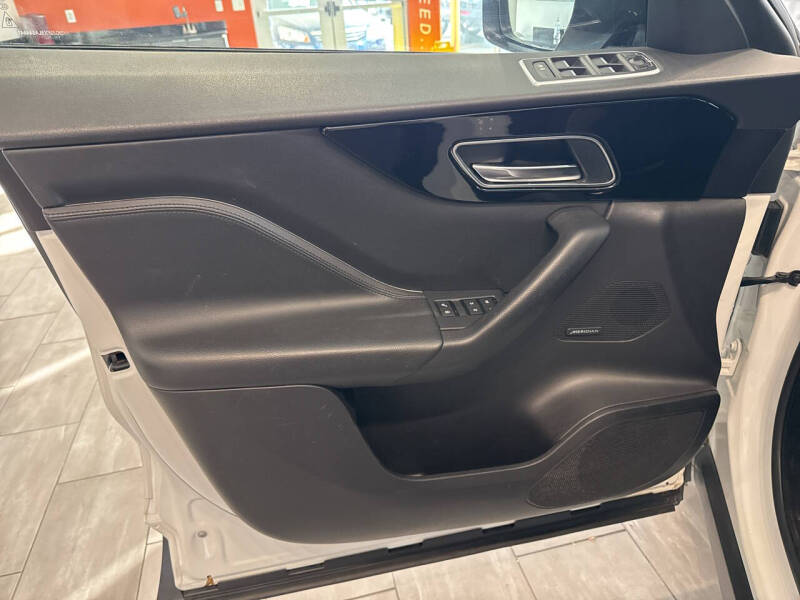 2020 Jaguar F-PACE 25t Premium