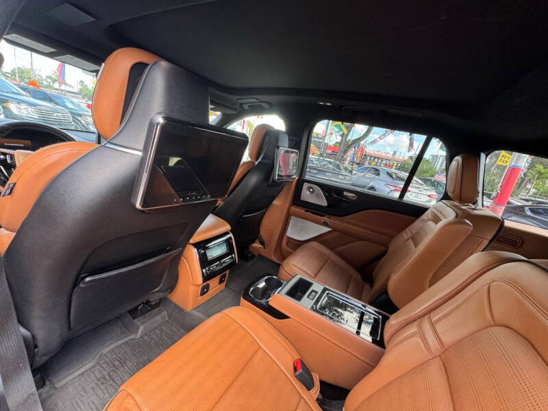 2020 Lincoln Aviator Black Label