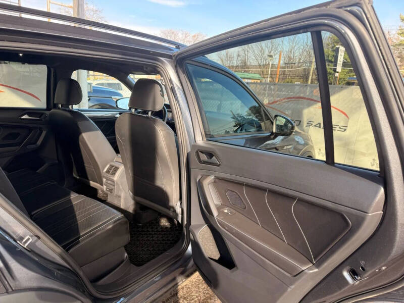 2022 Volkswagen Tiguan SE R-Line Black 4Motion