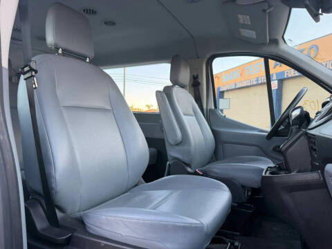 2017 Ford Transit