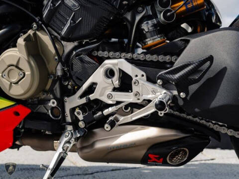 2023 Ducati STREETFIGHTER