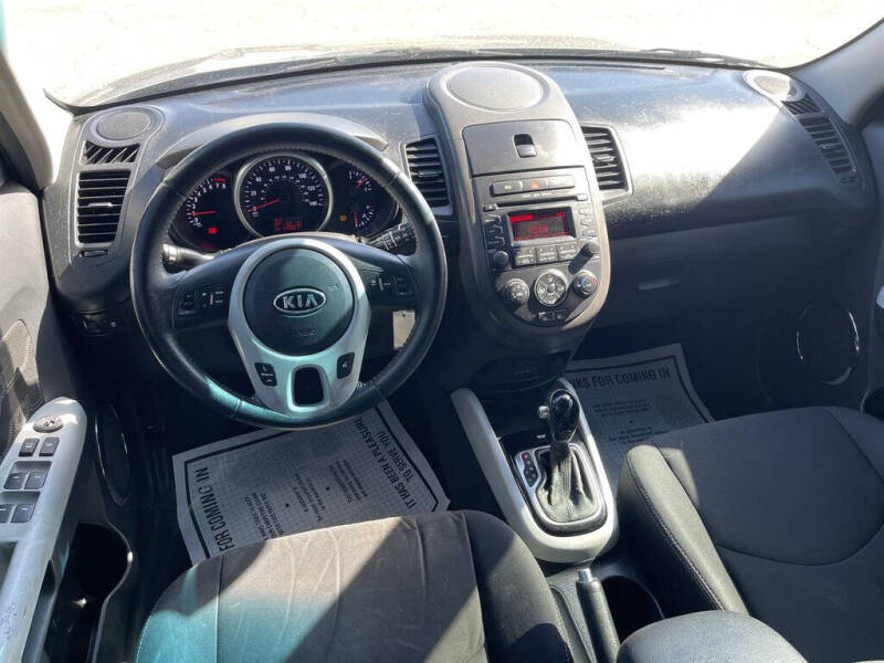 2012 Kia Soul +