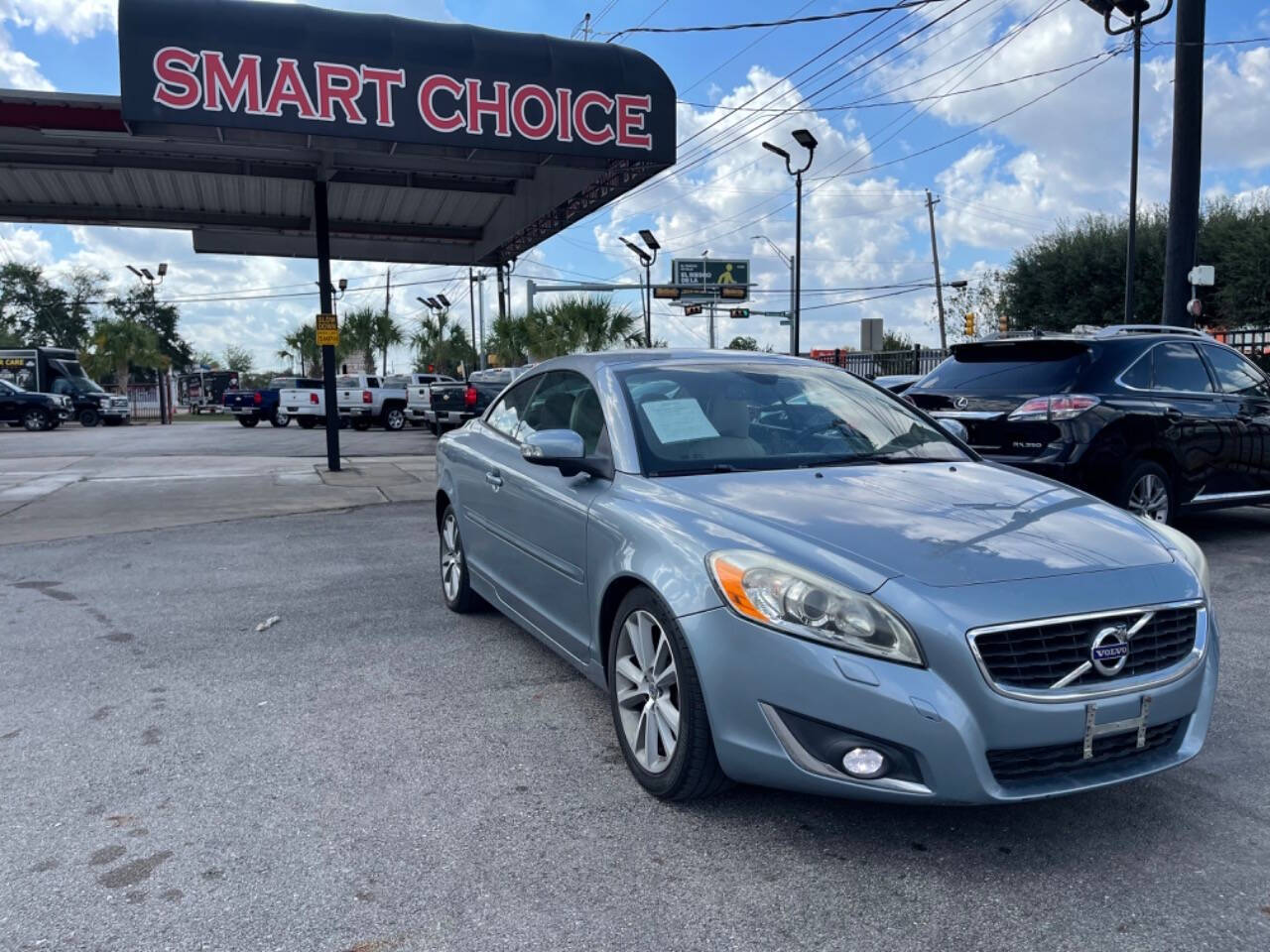 2013 Volvo C70 for sale at SMART CHOICE AUTO in Pasadena, TX