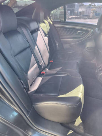 2015 Ford Taurus SEL