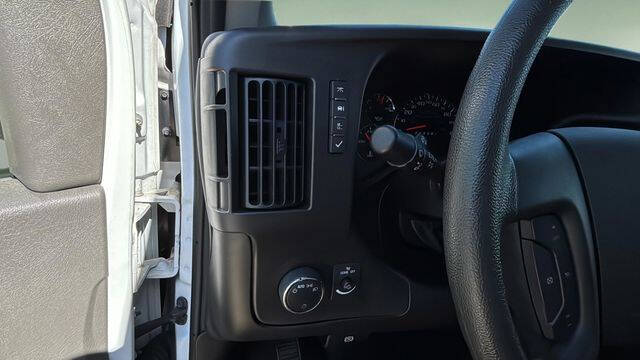 2024 GMC Savana 2500
