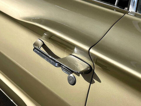 1965 Ford Thunderbird