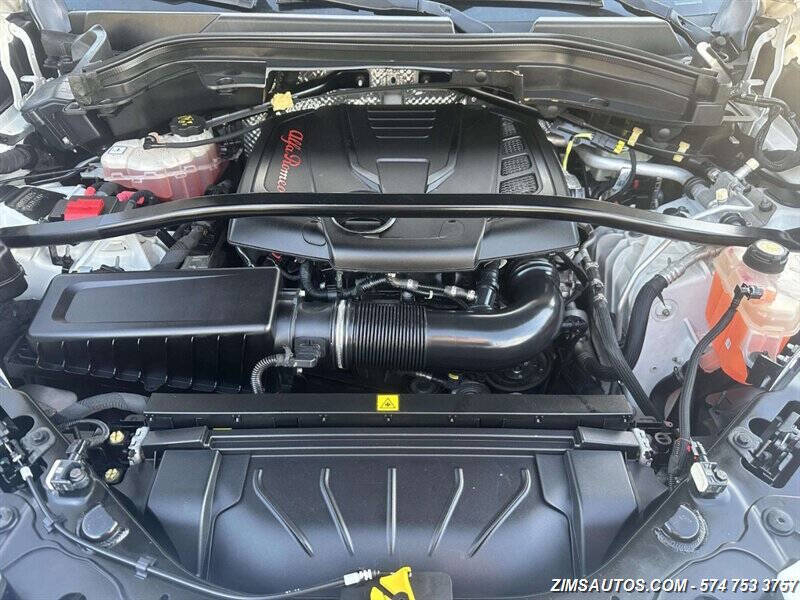 2018 Alfa Romeo Stelvio Sport