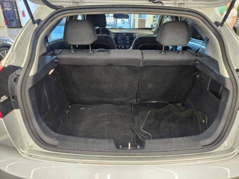 2015 Kia Rio 5-Door LX