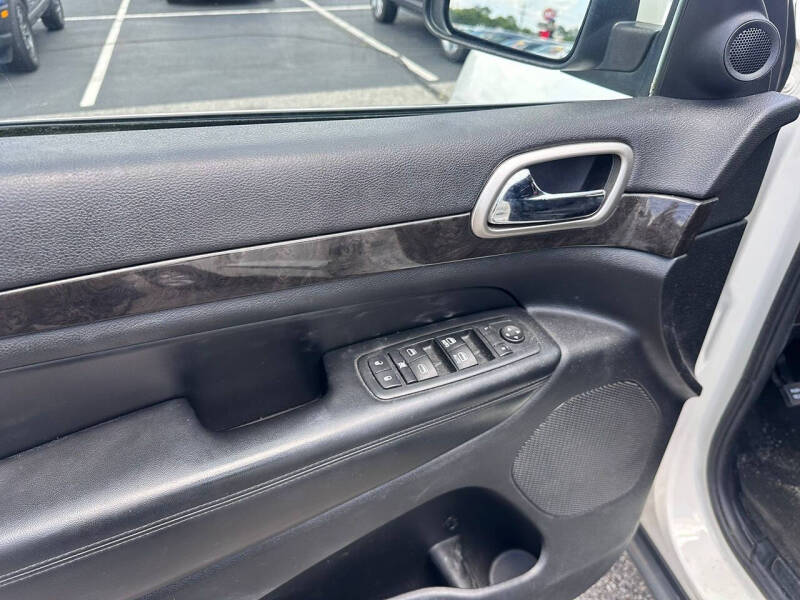 2012 Jeep Grand Cherokee Laredo