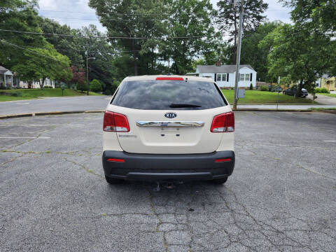 2011 Kia Sorento LX
