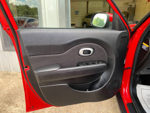 2015 Kia Soul +