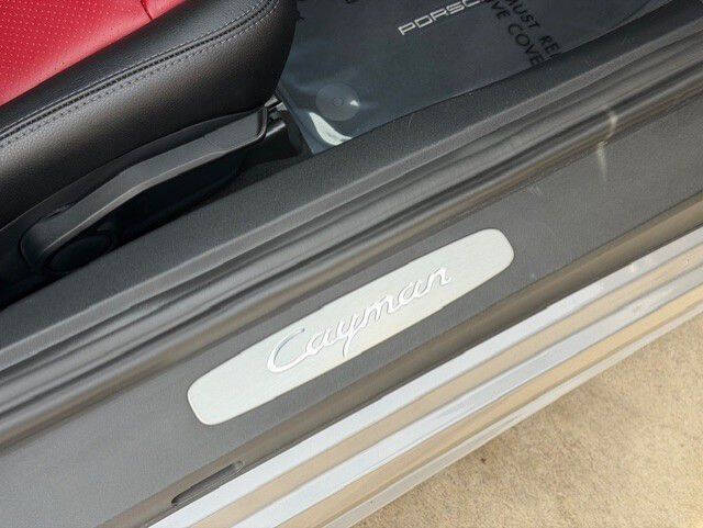 2024 Porsche 718 Cayman