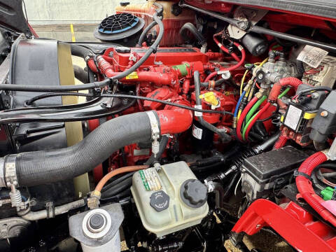 2017 Freightliner M2 106