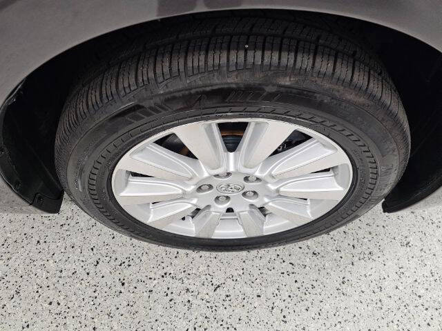 2017 Toyota Sienna XLE 7-Passenger