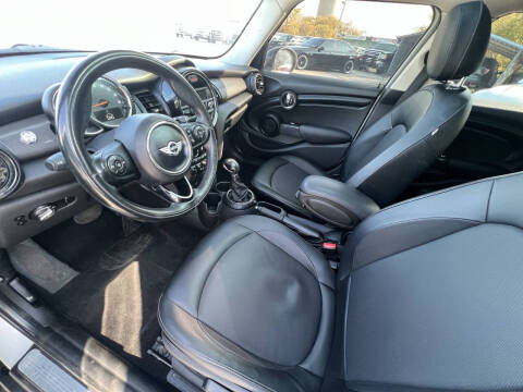 2015 MINI Hardtop 4 Door Cooper