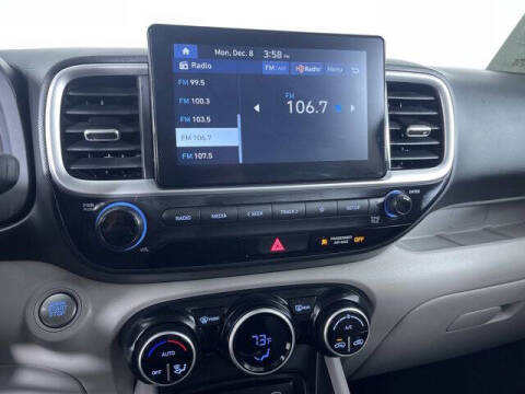 2024 Hyundai Venue SEL