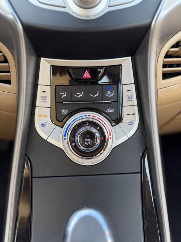 2012 Hyundai Elantra Limited