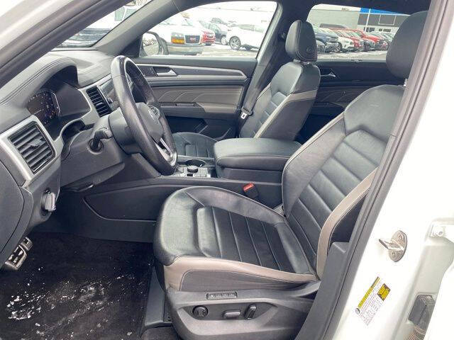 2023 Volkswagen Atlas Cross Sport V6 SEL Premium R-Line 4Motion