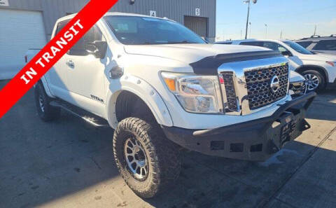 2017 Nissan Titan SV