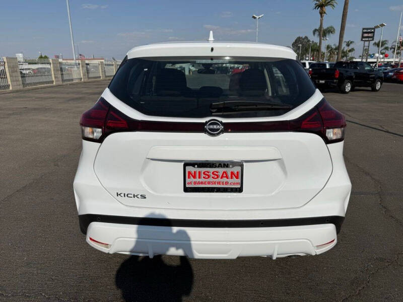 2025 Nissan Kicks Play S