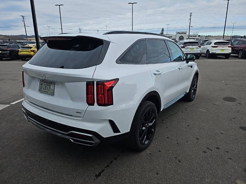 2023 Kia Sorento SX