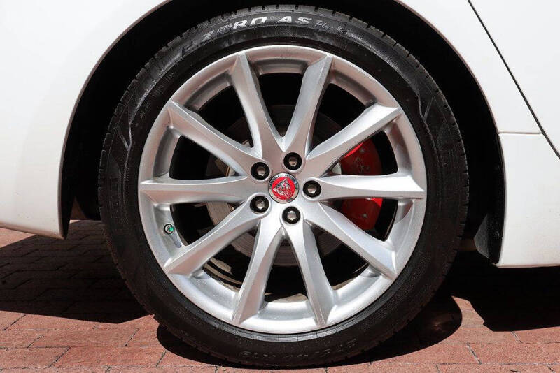 2014 Jaguar XJ