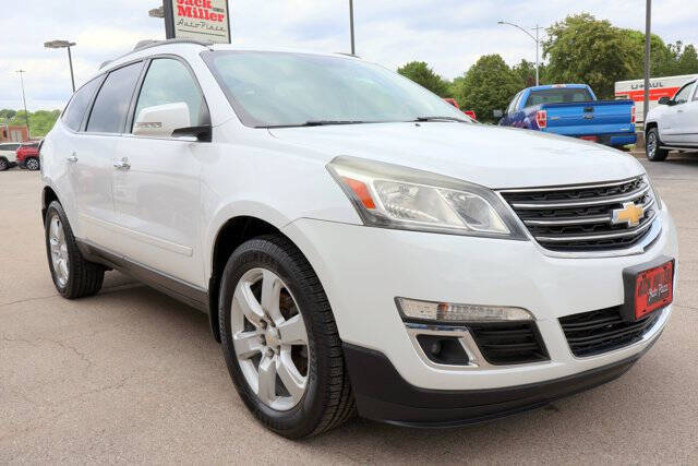 2017 Chevrolet Traverse LT