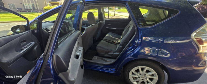 2012 Toyota Prius v