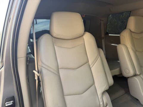 2019 Cadillac Escalade Luxury