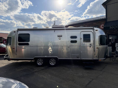 2016 Airstream 25FB