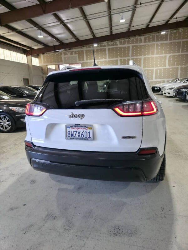 2019 Jeep Cherokee Latitude