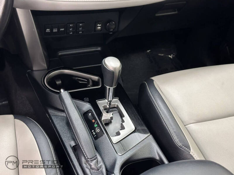 2017 Toyota RAV4 Hybrid Limited