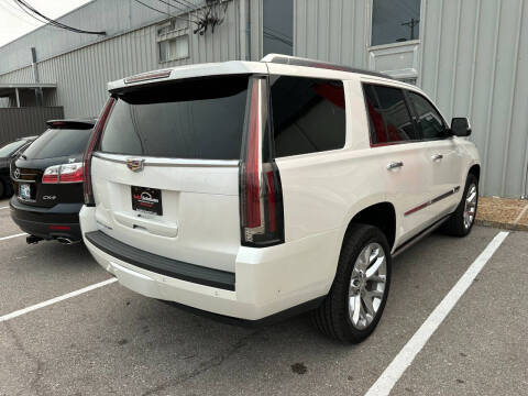 2017 Cadillac Escalade Premium Luxury