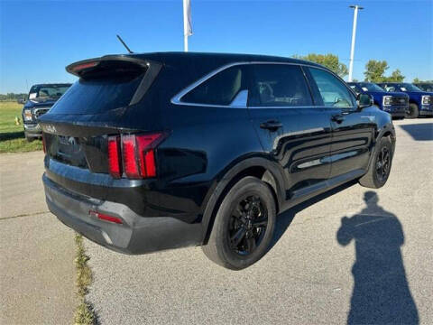 2023 Kia Sorento LX