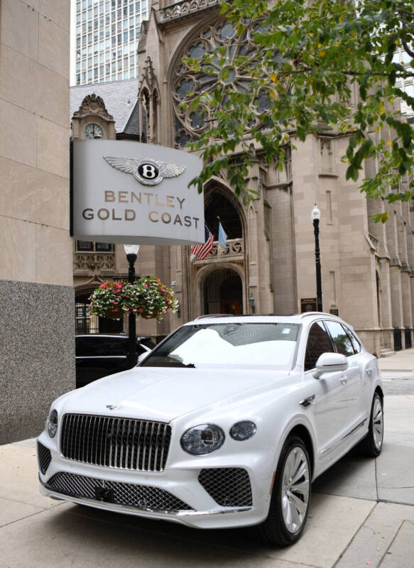 2024 Bentley Bentayga Azure V8