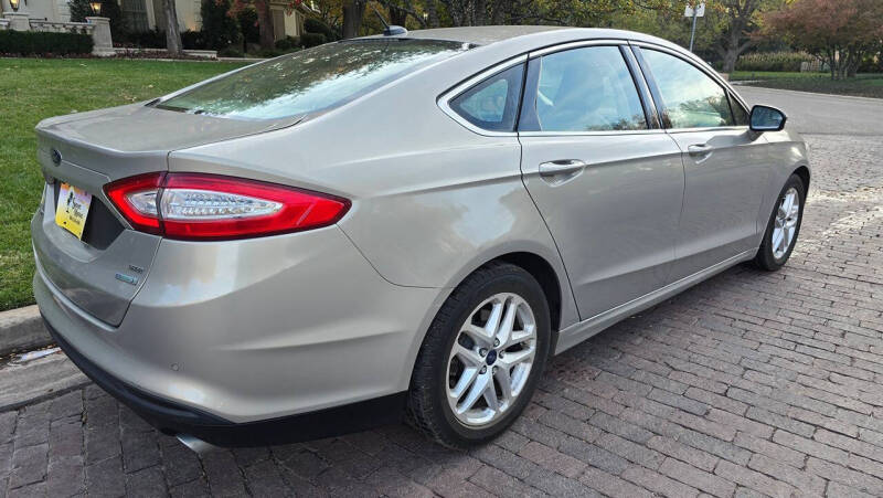 2015 Ford Fusion SE