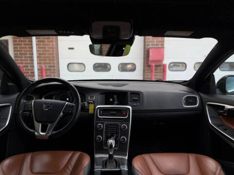 2015 Volvo S60 T5 Platinum