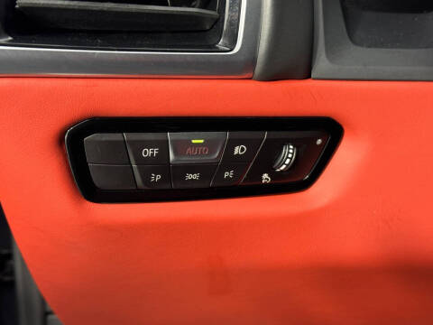 2022 BMW M8 Competition