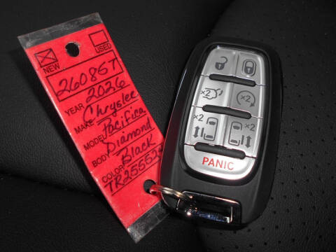 2026 Chrysler Pacifica Select