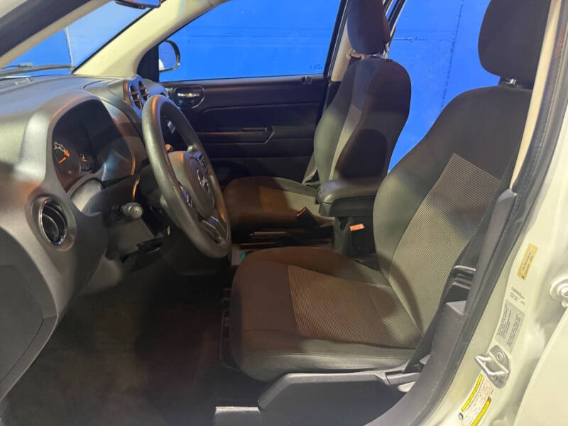 2016 Jeep Compass Sport