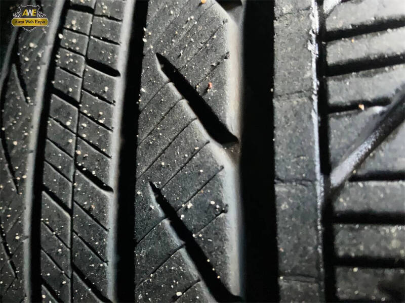 2025 BMW 5 Series 530i