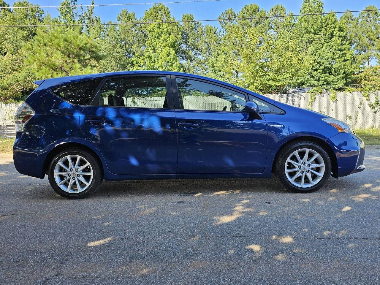 2014 Toyota Prius v for sale at 123 Autos in Snellville, GA