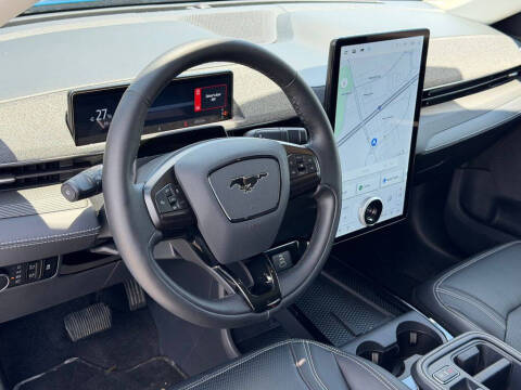 2025 Ford Mustang Mach-E Premium