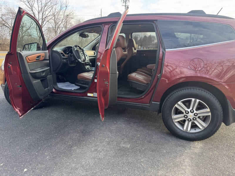 2017 Chevrolet Traverse LT