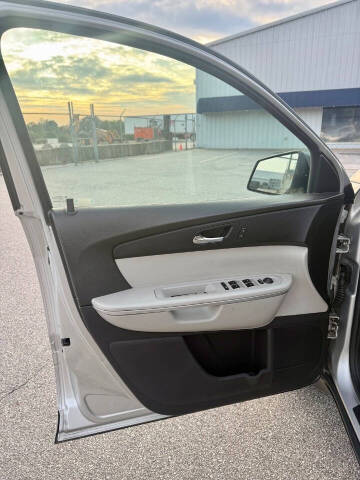 2011 GMC Acadia SL