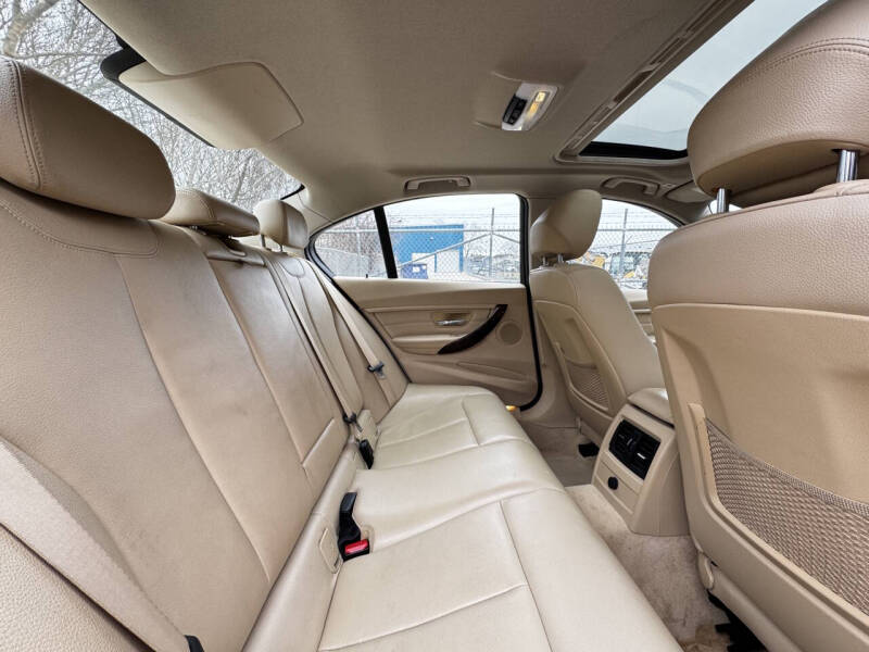 2014 BMW 3 Series 328i