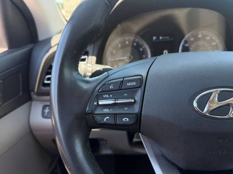2020 Hyundai Elantra